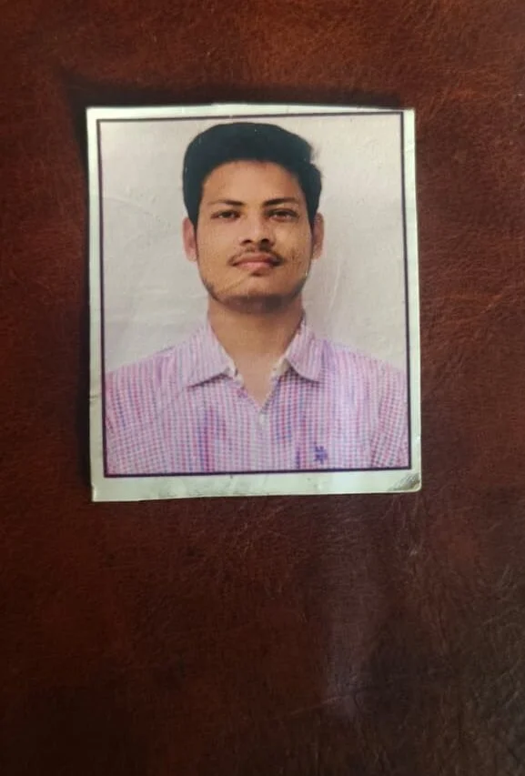 मृतक ऋषभ